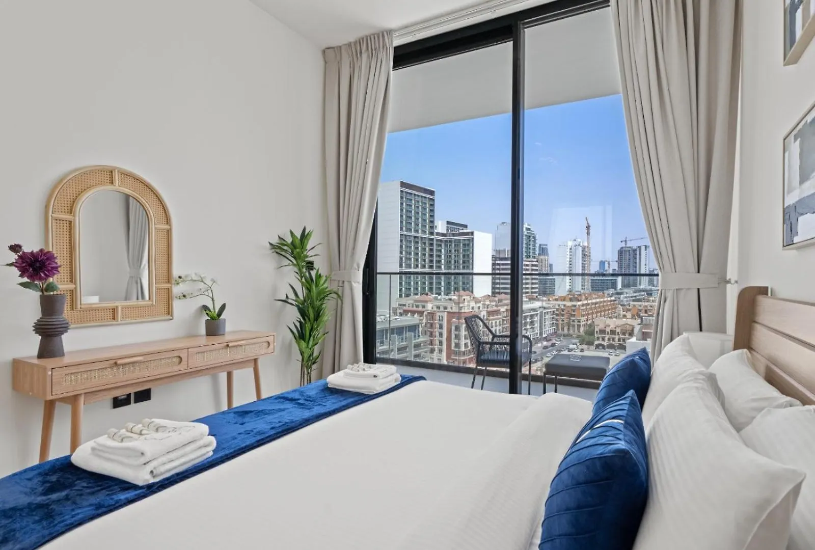 Aesthetic Elegance 1 Bdr In Binghatti Onyx Dubai Apartment